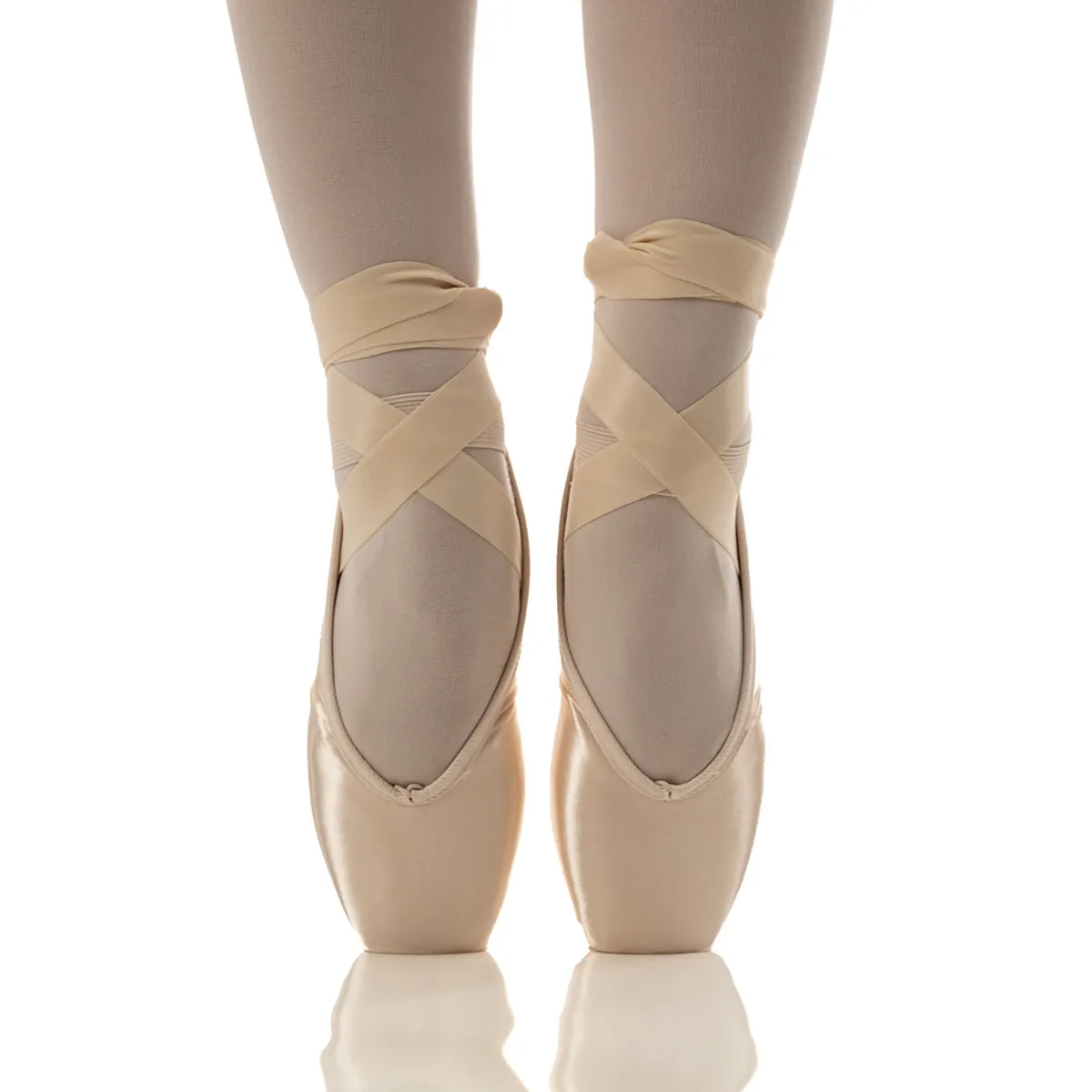 R-Class AD69 Soleia Pointe Shoes - Medium Shank