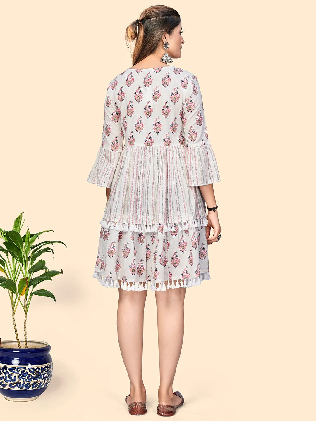 Women'S Print & Lace Insertion A-Line Cotton White & Pink Stitched Dress