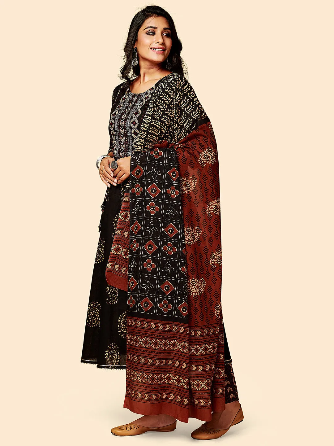 Women'S Printed & Embroidered Anarkali Cotton Black Stitched Kurta Pant With Dupatta