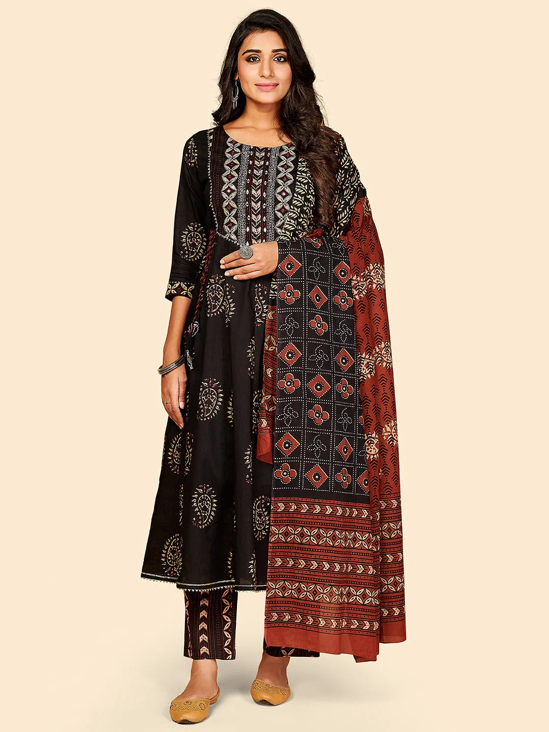 Women'S Printed & Embroidered Anarkali Cotton Black Stitched Kurta Pant With Dupatta