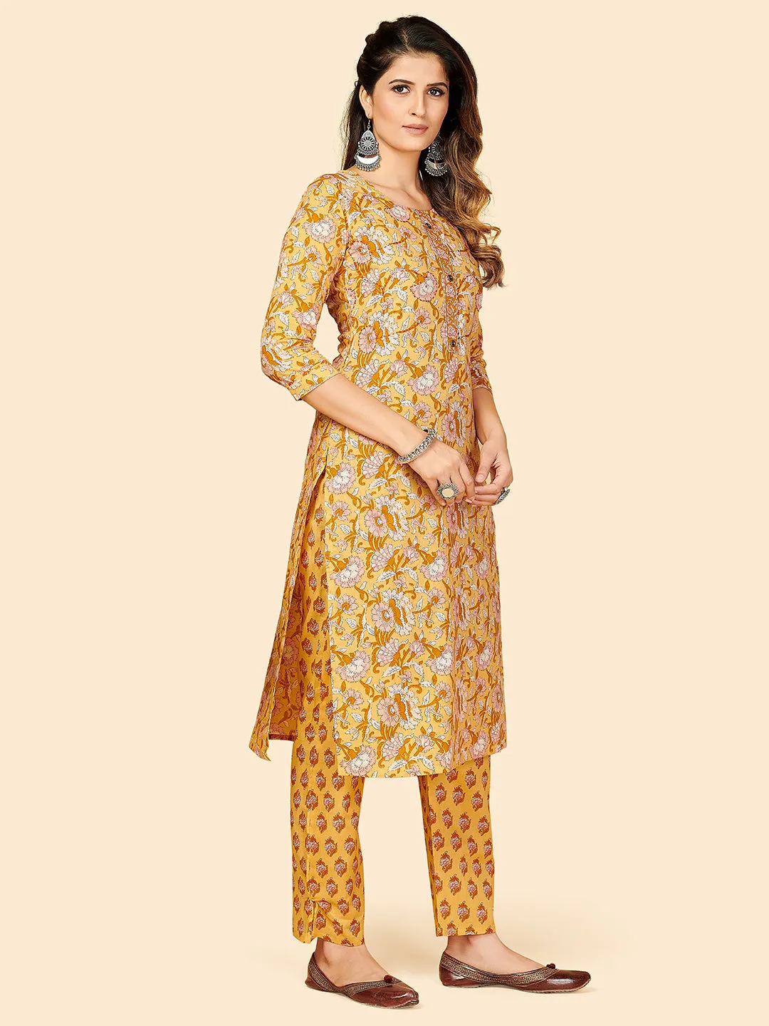 Women'S Printed & Sequience Work Straight Cotton Yellow Stitched Kurta Pant With Dupatta