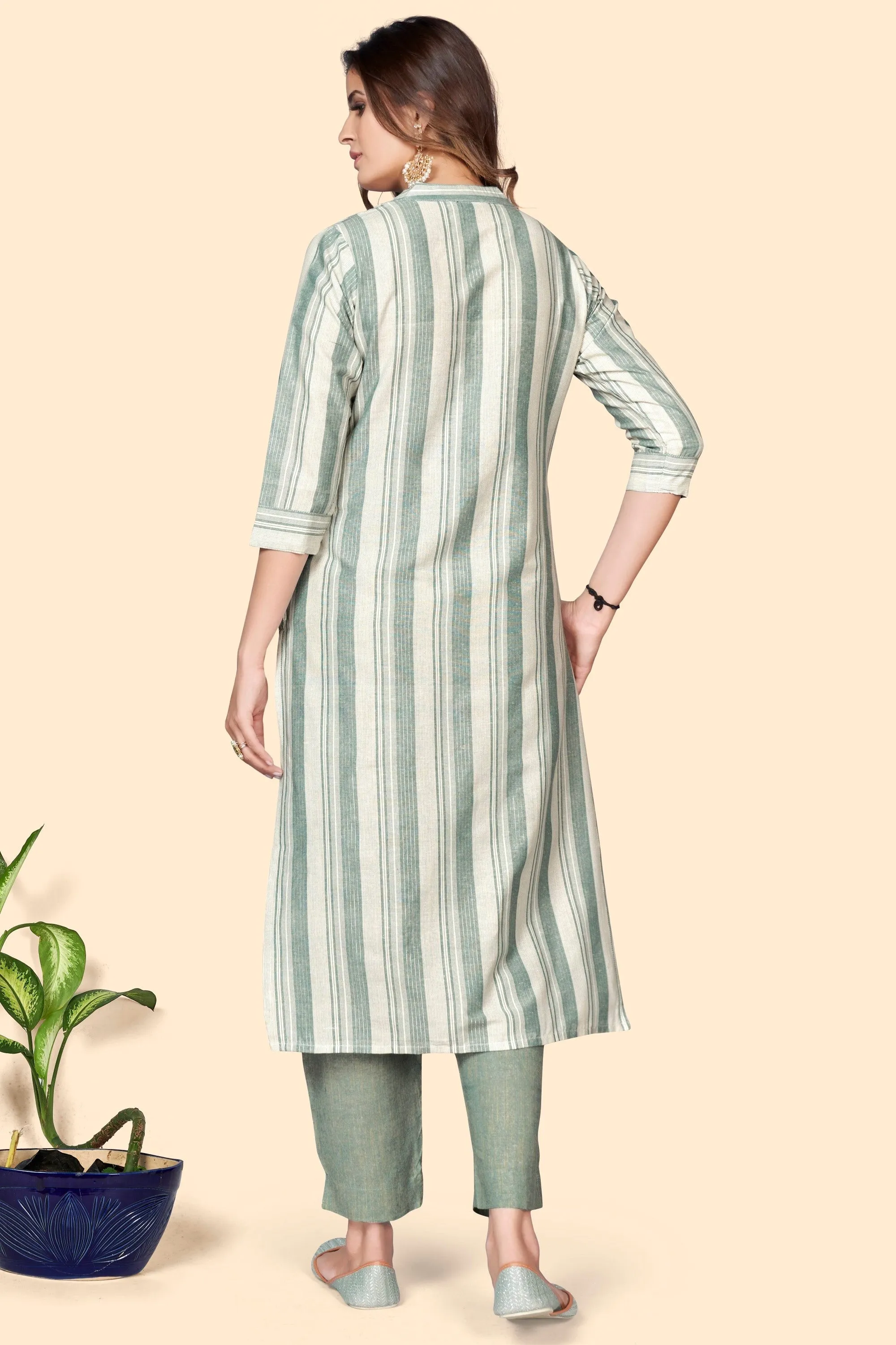 Women'S Striped Print Straight Cotton Blend Pista  Stitched Kurta